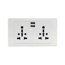 Twin Universal Socket With 2 USB